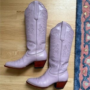 Petite Paloma Coco Cowgirl Boots Lavender Size 7 (fit like 7.5)